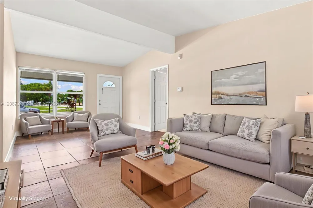 4160 SW 36th St West Park, FL 33023