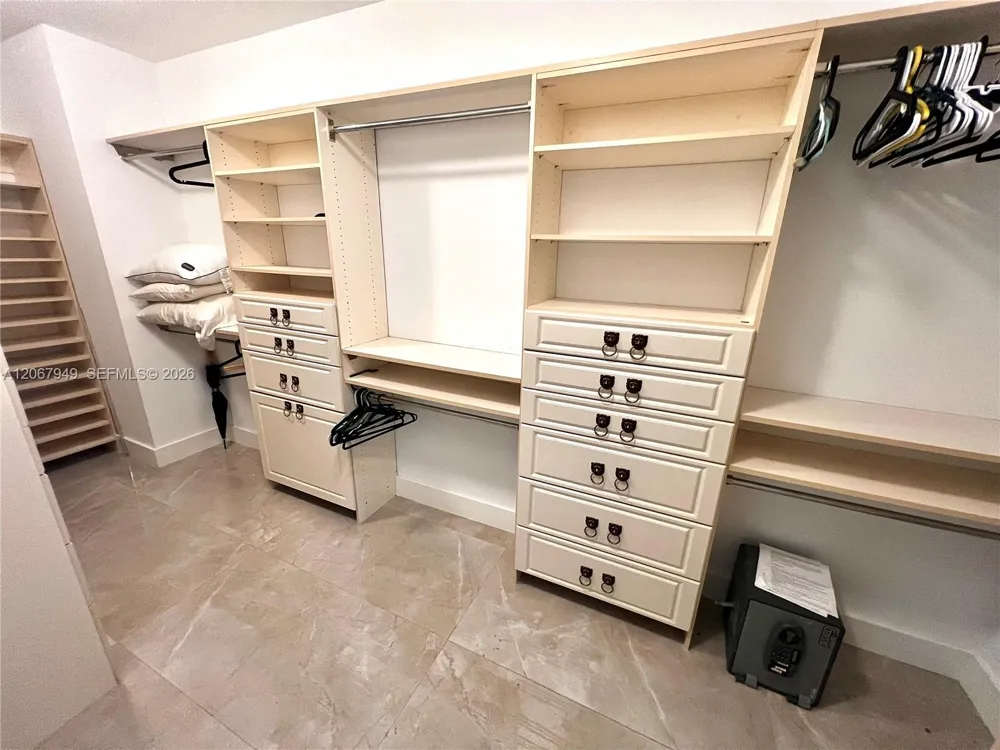 3201 NE 183rd St #2305 Aventura, FL 33160