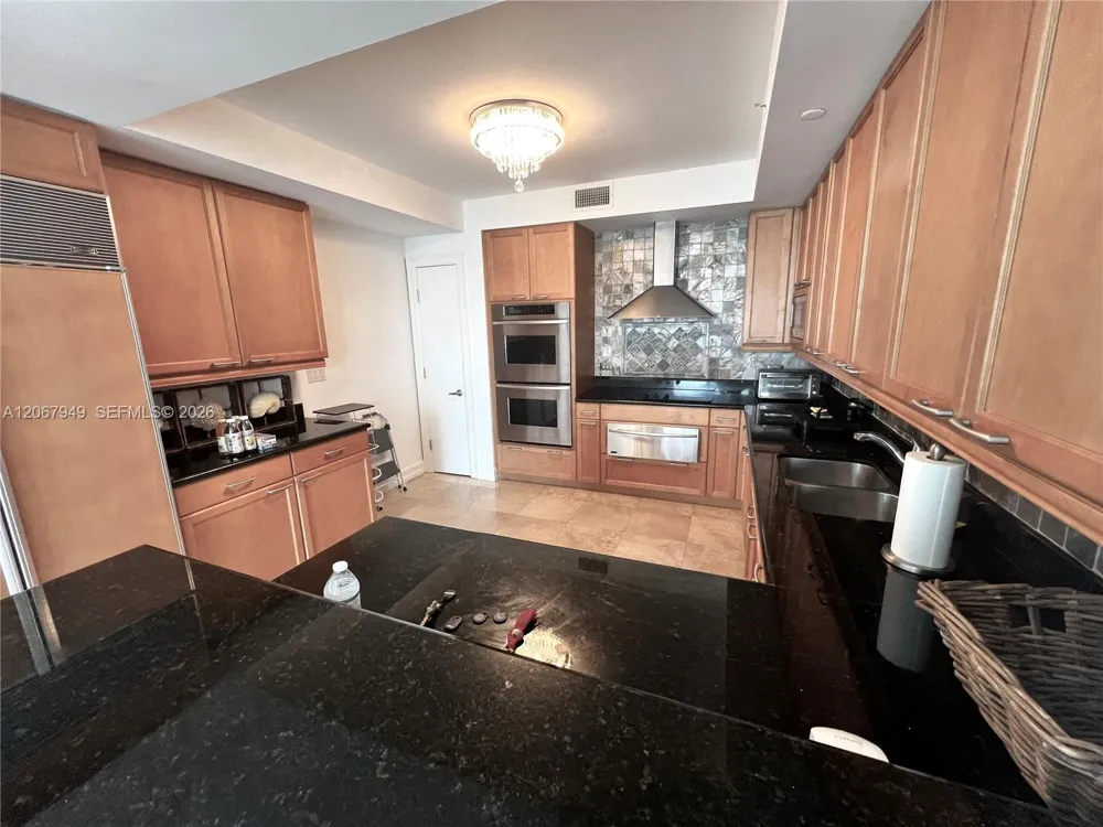 3201 NE 183rd St #2305 Aventura, FL 33160