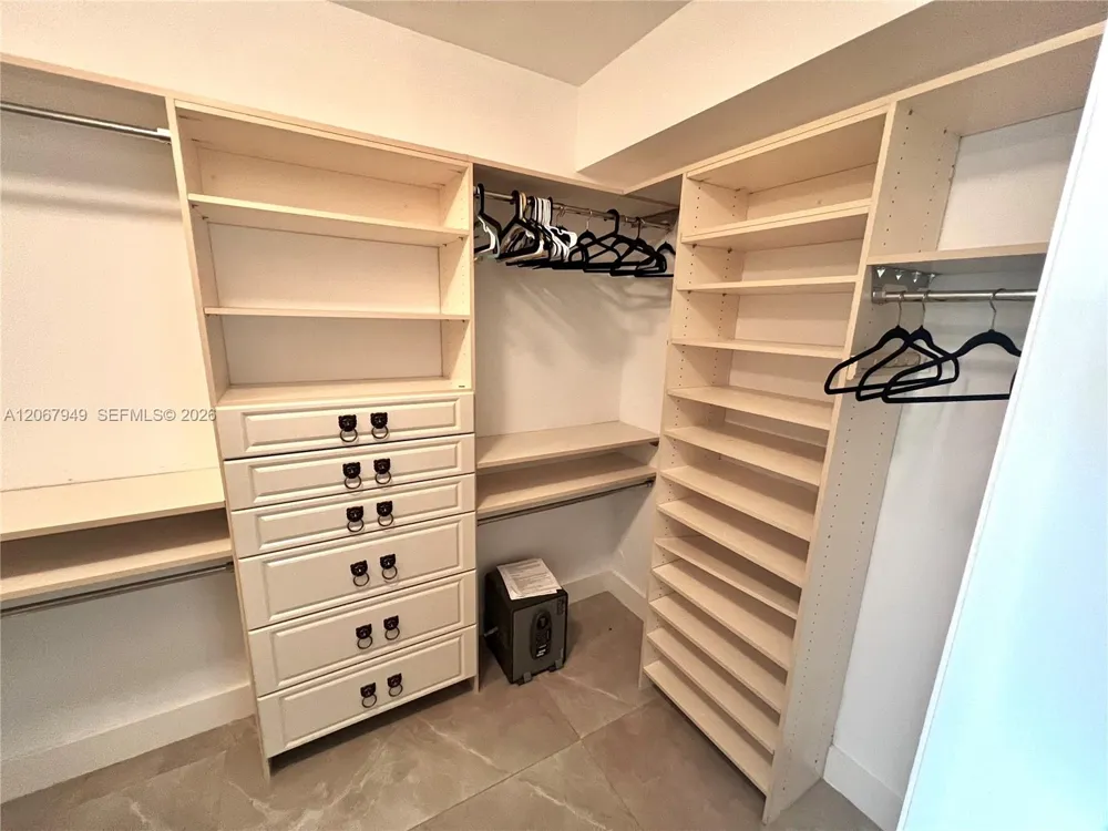 3201 NE 183rd St #2305 Aventura, FL 33160