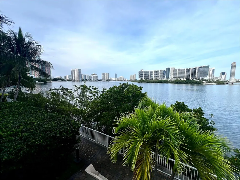 3201 NE 183rd St #2305 Aventura, FL 33160