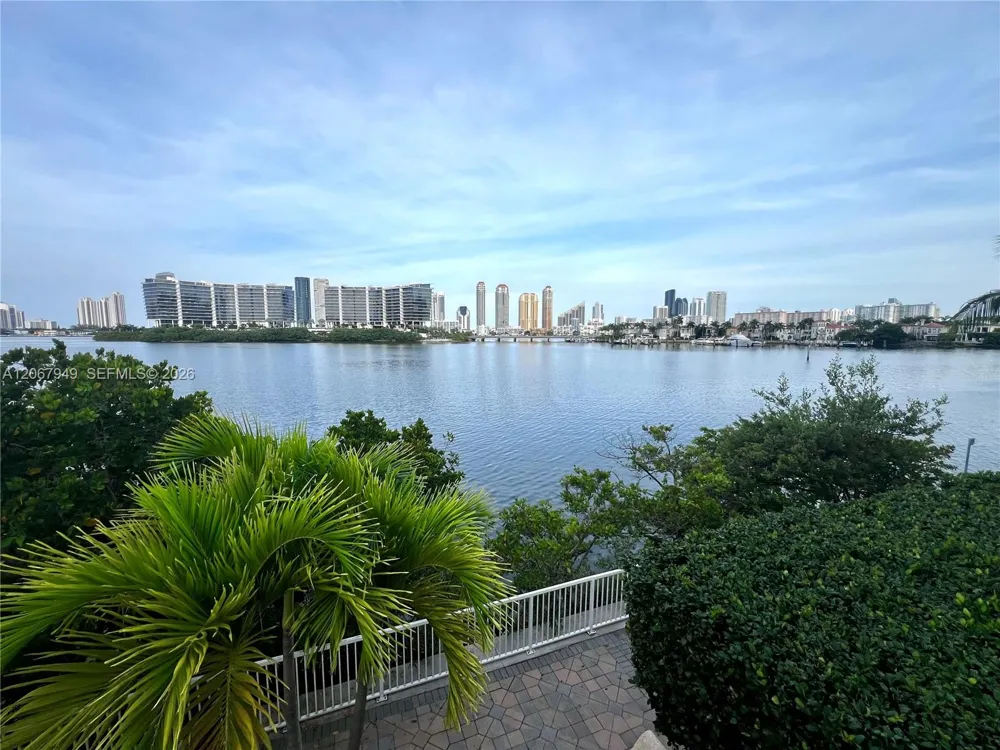3201 NE 183rd St #2305 Aventura, FL 33160