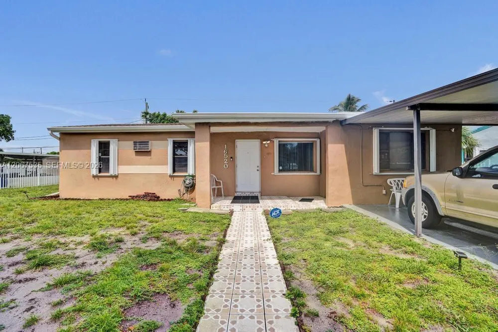 16520 NW 18th Ave Miami Gardens, FL 33054