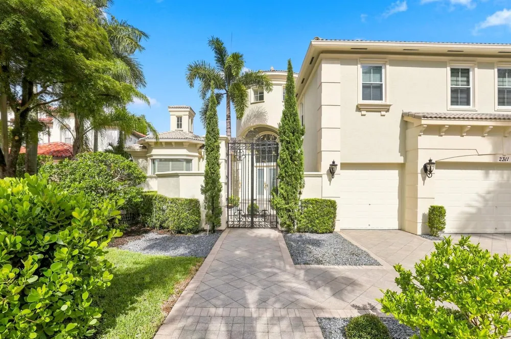 2311 Stotesbury Way Wellington, FL 33414