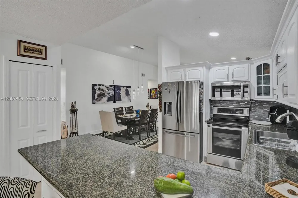 14335 SW 112th Ter Miami, FL 33186