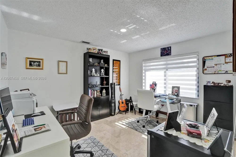 14335 SW 112th Ter Miami, FL 33186