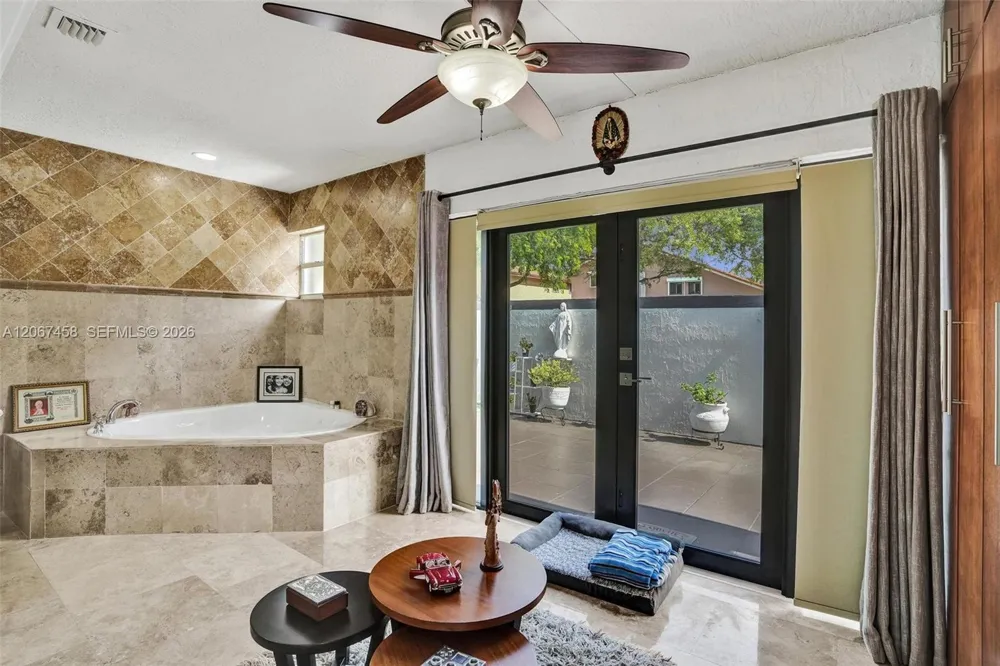 14335 SW 112th Ter Miami, FL 33186