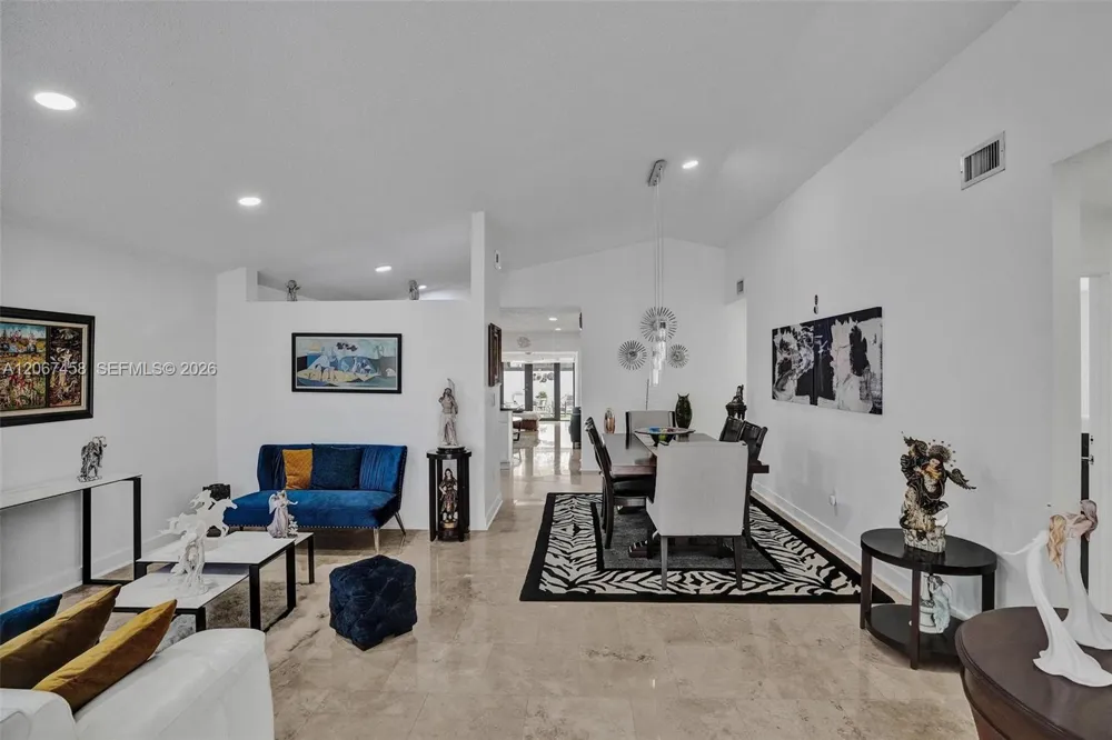 14335 SW 112th Ter Miami, FL 33186
