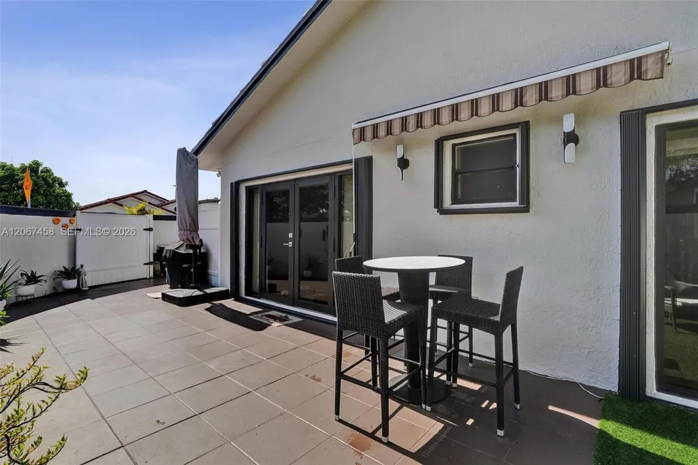 14335 SW 112th Ter Miami, FL 33186
