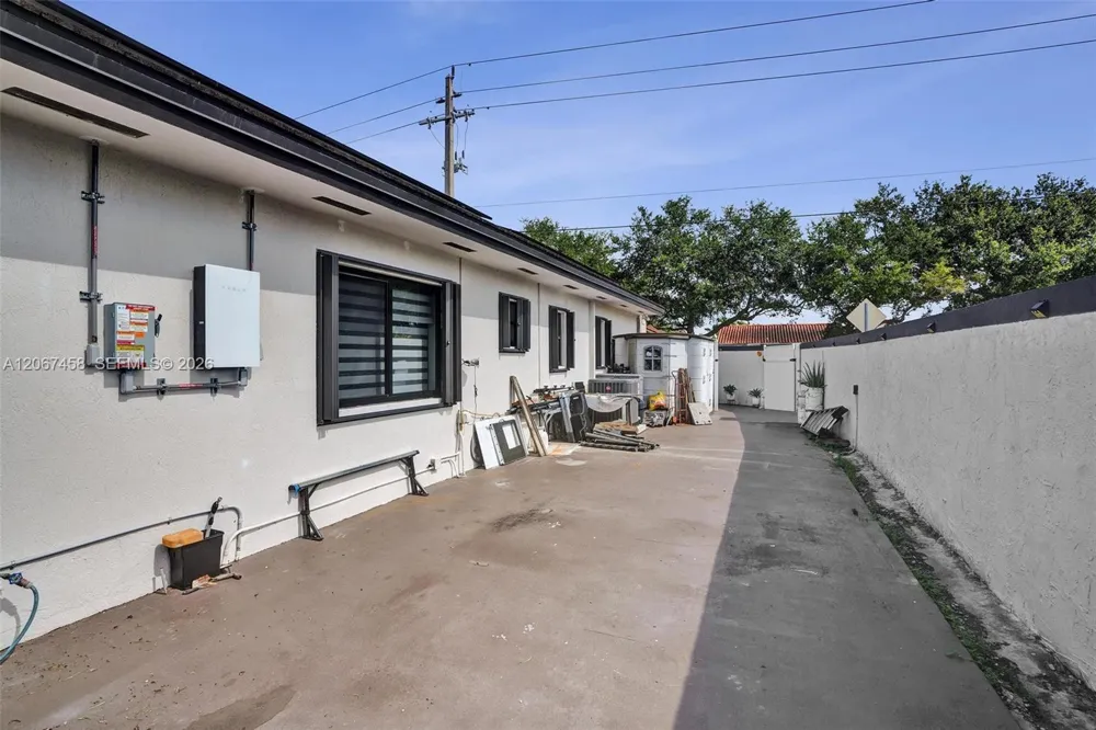 14335 SW 112th Ter Miami, FL 33186
