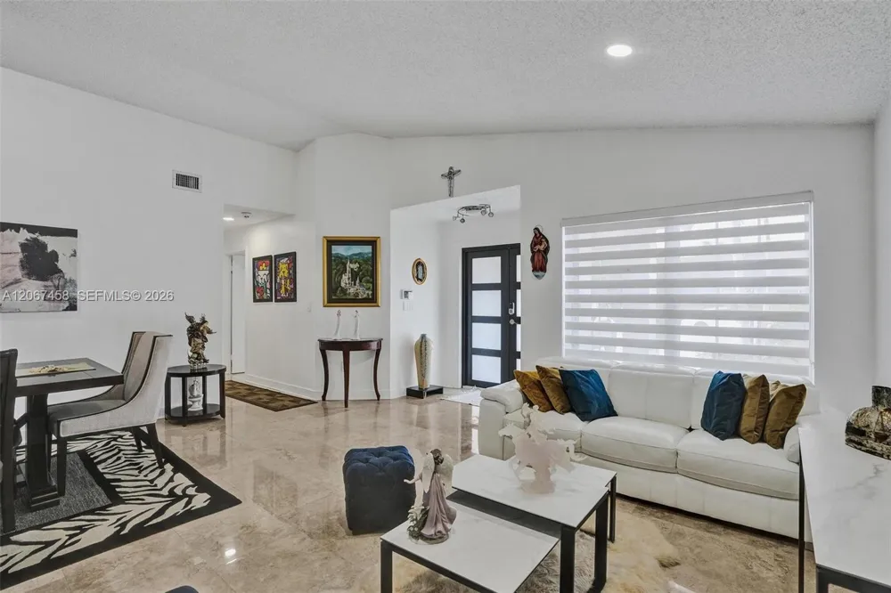14335 SW 112th Ter Miami, FL 33186