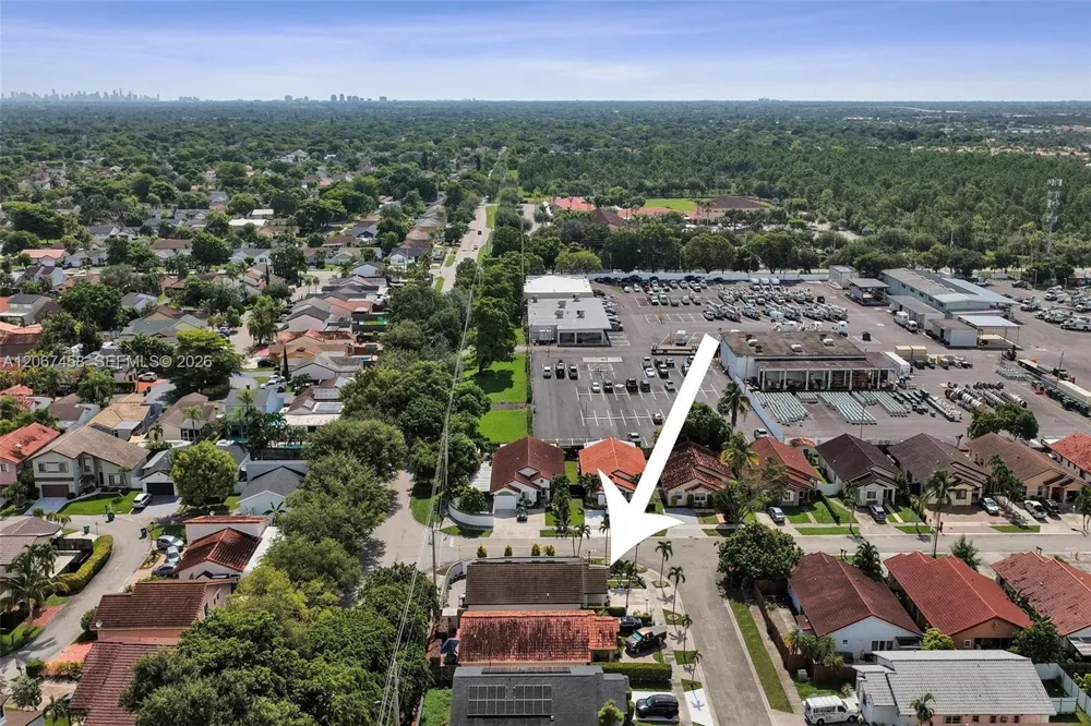 14335 SW 112th Ter Miami, FL 33186