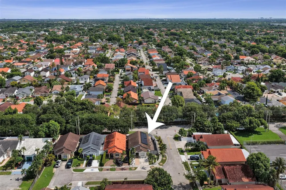 14335 SW 112th Ter Miami, FL 33186