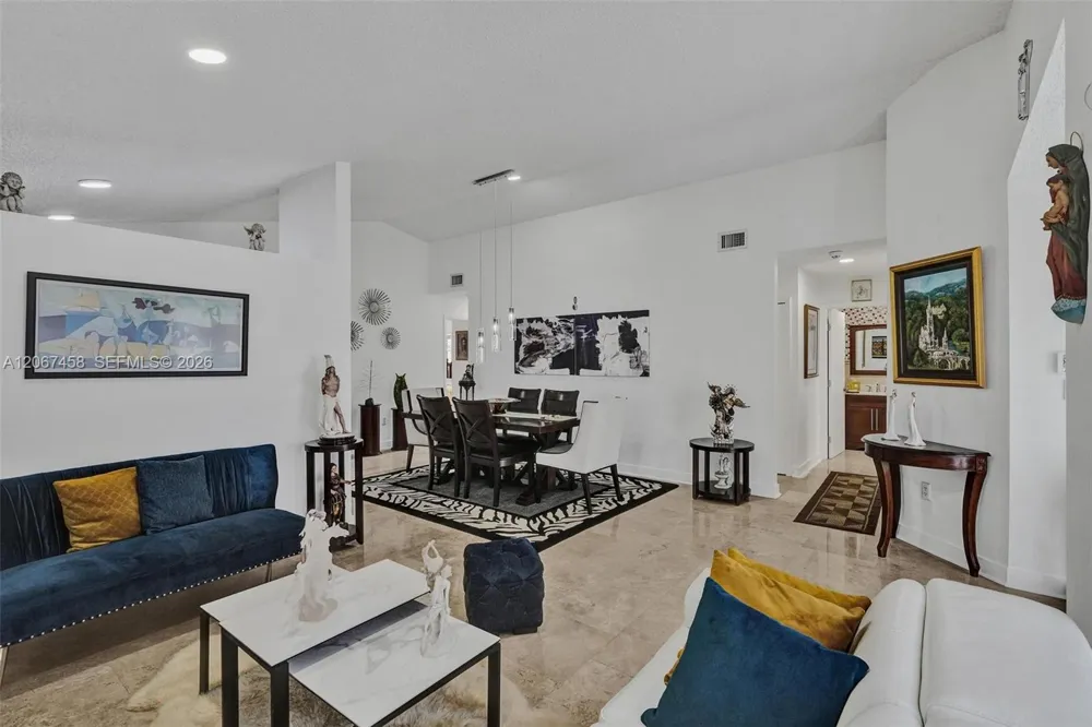 14335 SW 112th Ter Miami, FL 33186