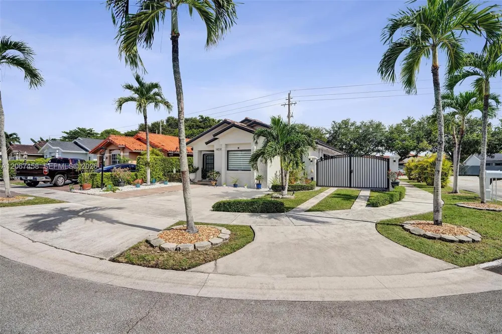 14335 SW 112th Ter Miami, FL 33186