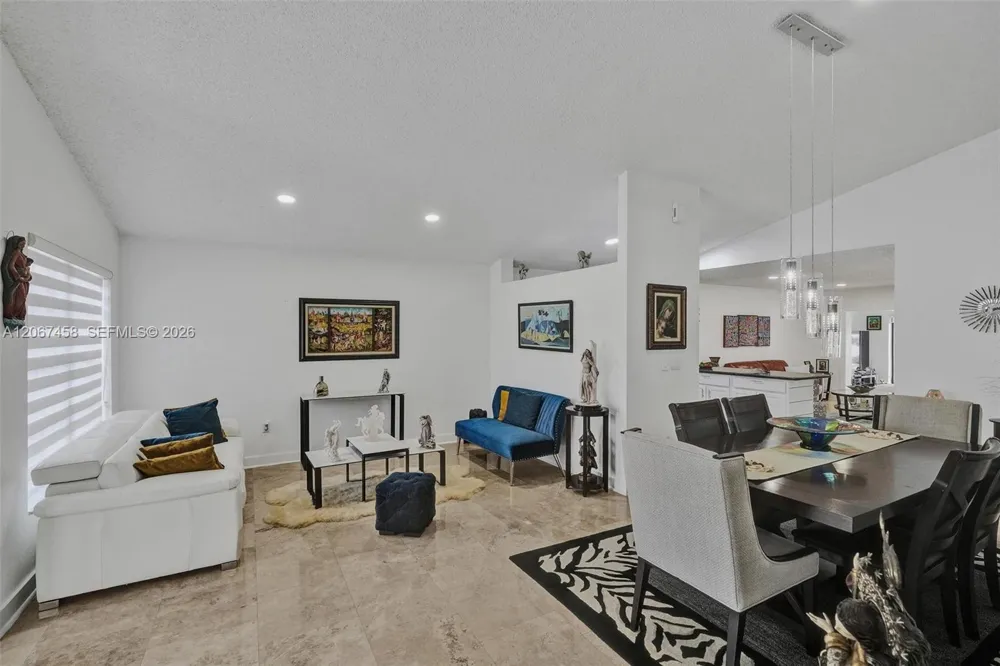 14335 SW 112th Ter Miami, FL 33186