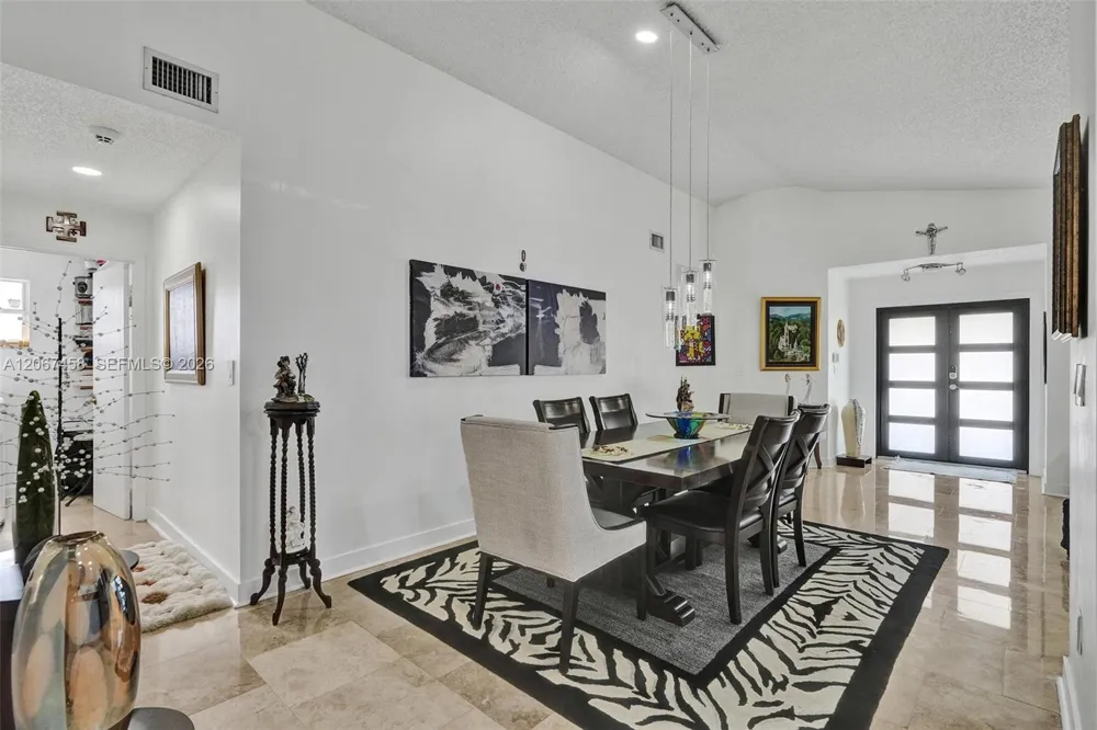 14335 SW 112th Ter Miami, FL 33186