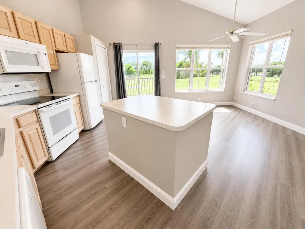 9847 Perfect Drive #168 Port St. Lucie, FL 34986