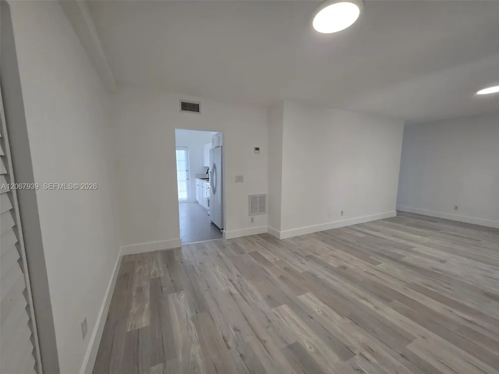 7845 NE Bayshore Ct #12A Miami, FL 33138