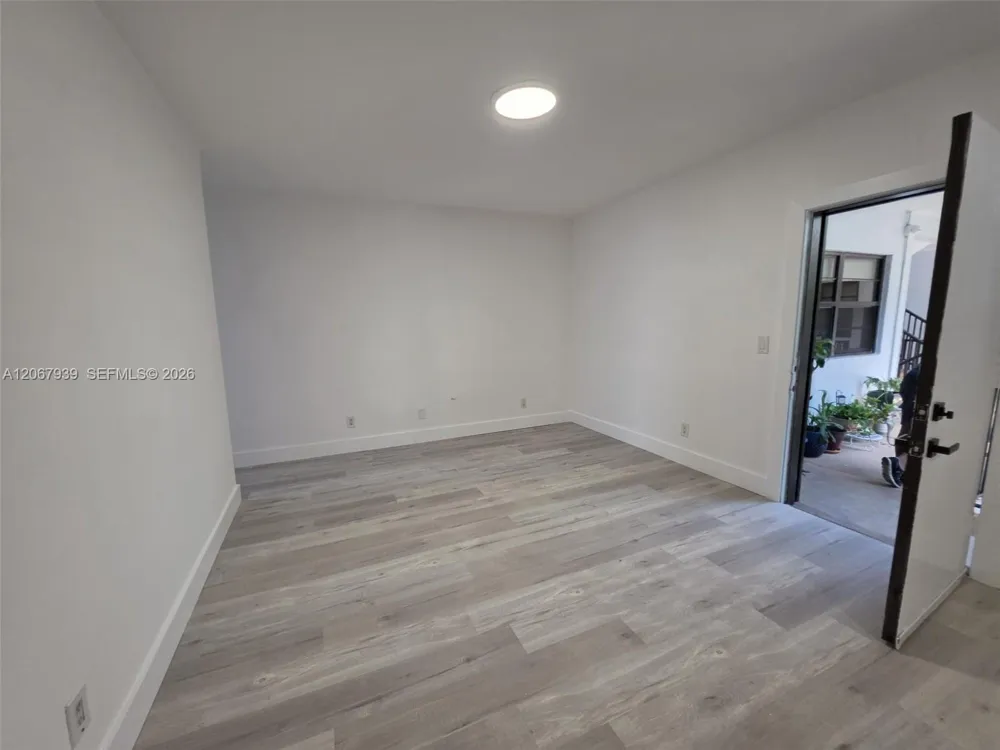 7845 NE Bayshore Ct #12A Miami, FL 33138