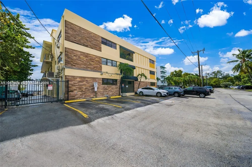 7845 NE Bayshore Ct #12A Miami, FL 33138