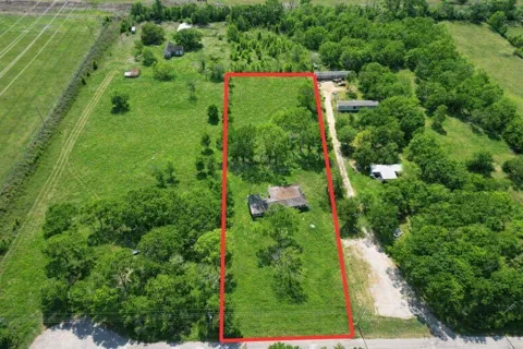 6616 Whispering Oaks Circle