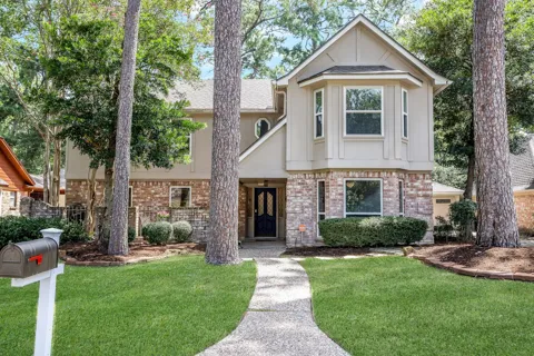 13706 Darrington Lane