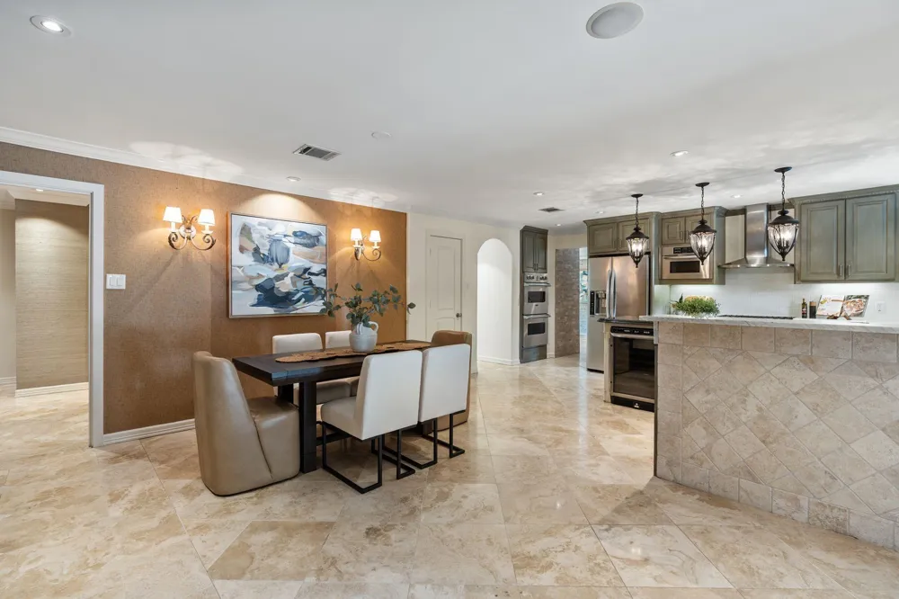 10034 Meadow Lake Lane Houston, TX 77042