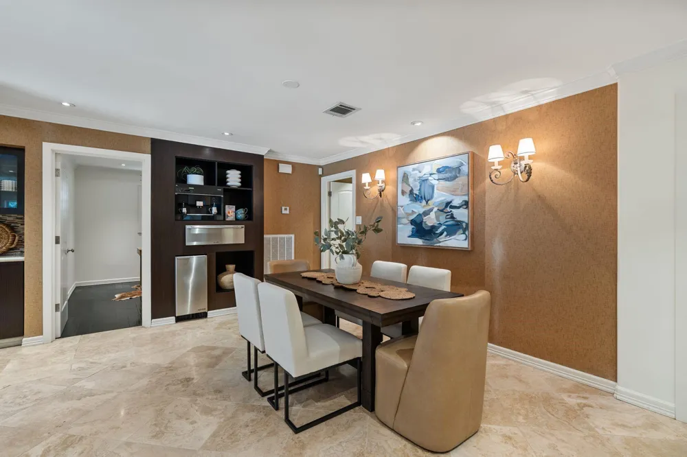 10034 Meadow Lake Lane Houston, TX 77042