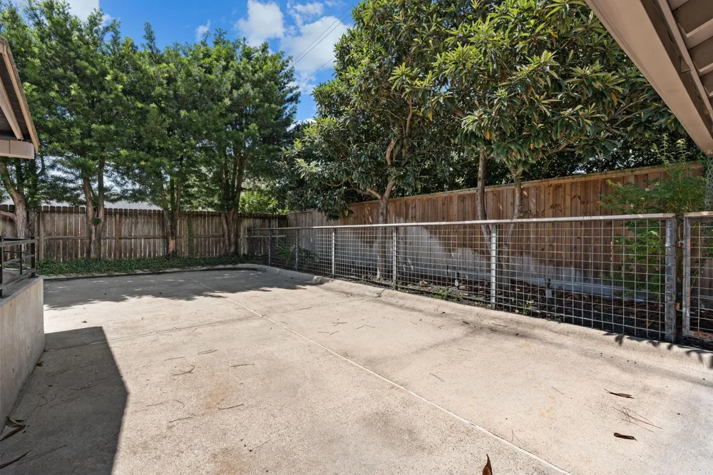 10034 Meadow Lake Lane Houston, TX 77042