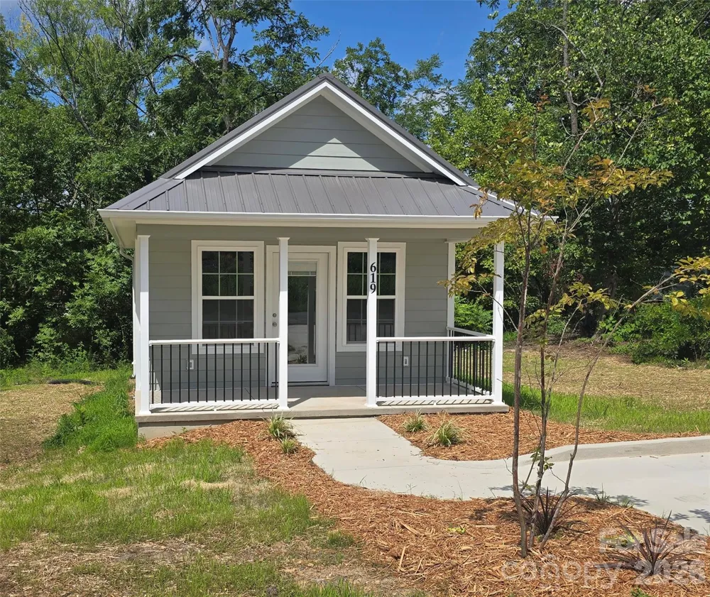 619 Railroad Avenue Troy, NC 27371