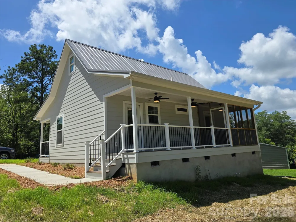 202 W Roswell Street Troy, NC 27371