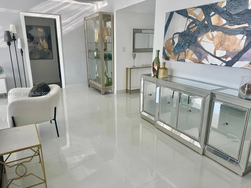 17720 Bay Rd #803 Sunny Isles Beach, FL 33160