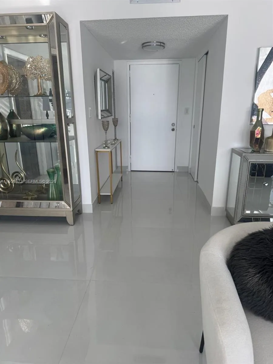 17720 Bay Rd #803 Sunny Isles Beach, FL 33160