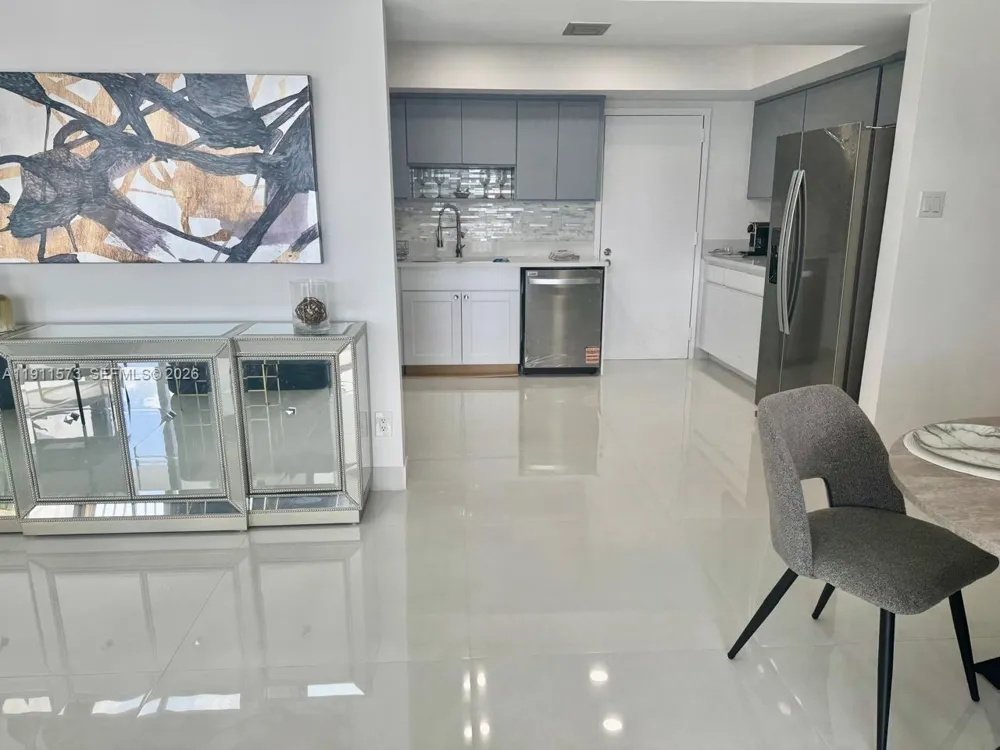 17720 Bay Rd #803 Sunny Isles Beach, FL 33160