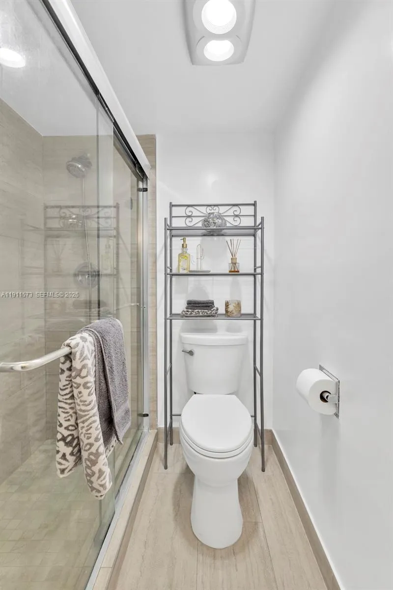17720 Bay Rd #803 Sunny Isles Beach, FL 33160