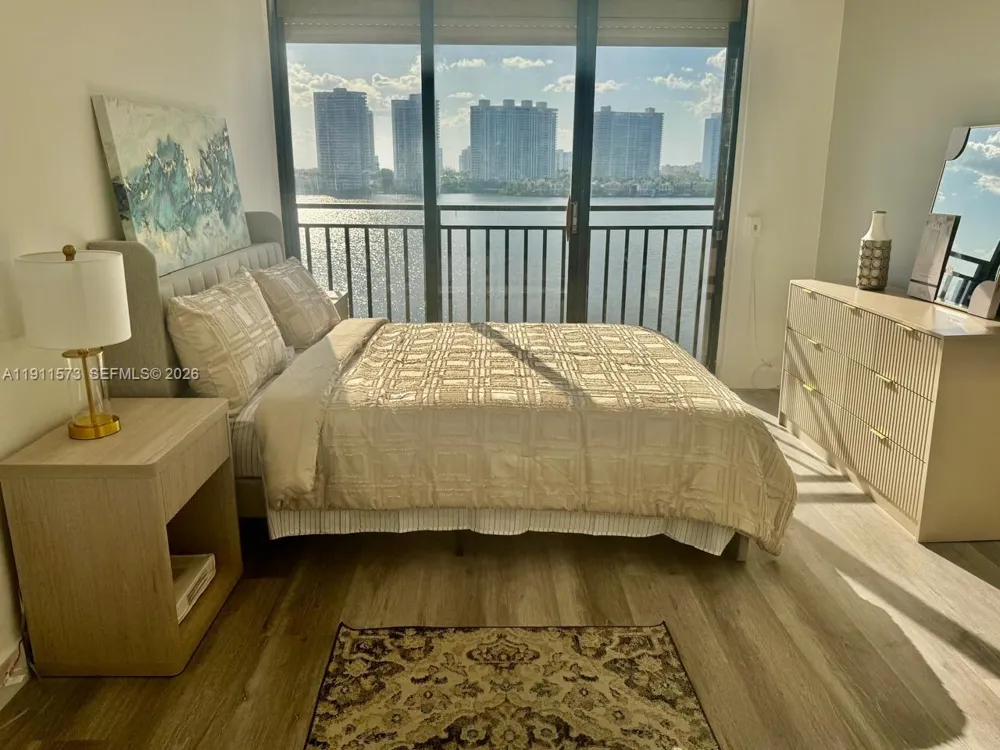 17720 Bay Rd #803 Sunny Isles Beach, FL 33160