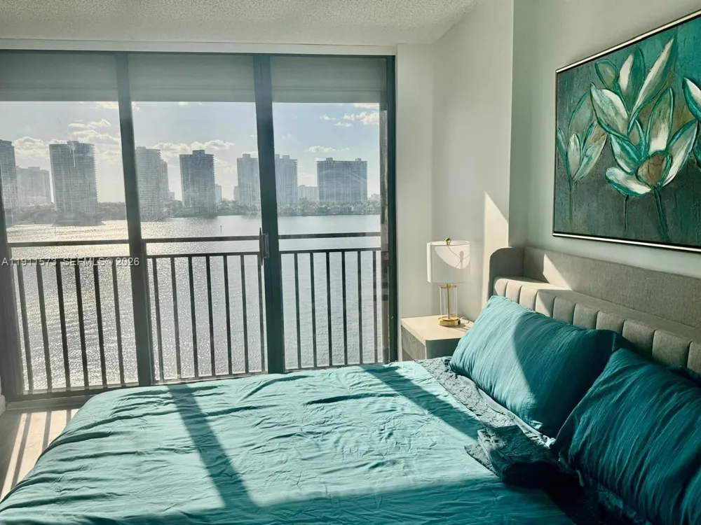 17720 Bay Rd #803 Sunny Isles Beach, FL 33160