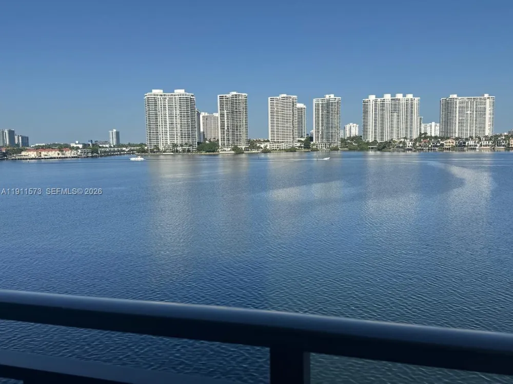 17720 Bay Rd #803 Sunny Isles Beach, FL 33160