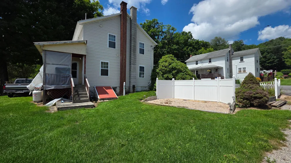 124 CHURCH STREET Robertsdale, PA 16674