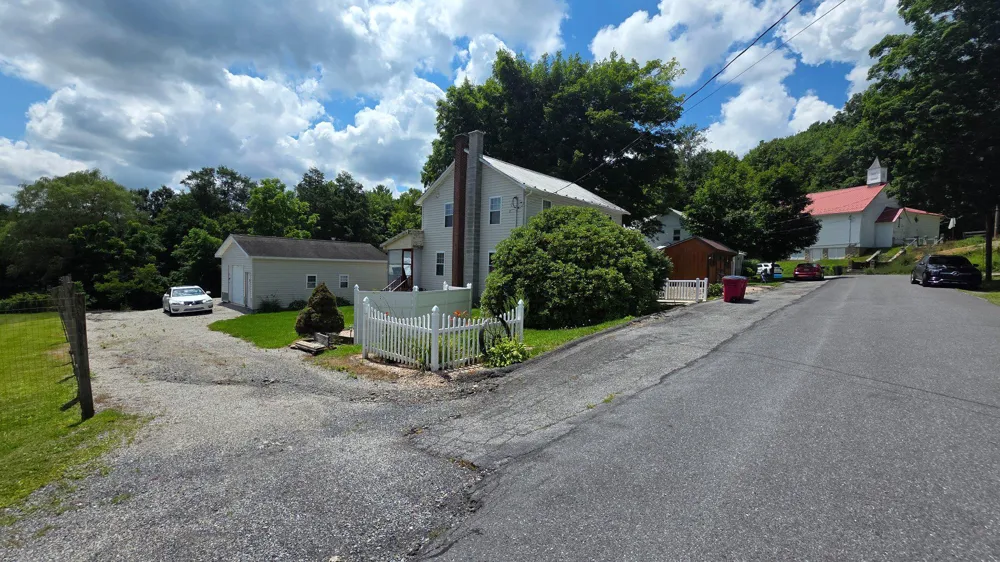 124 CHURCH STREET Robertsdale, PA 16674