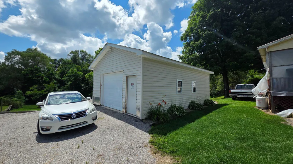 124 CHURCH STREET Robertsdale, PA 16674