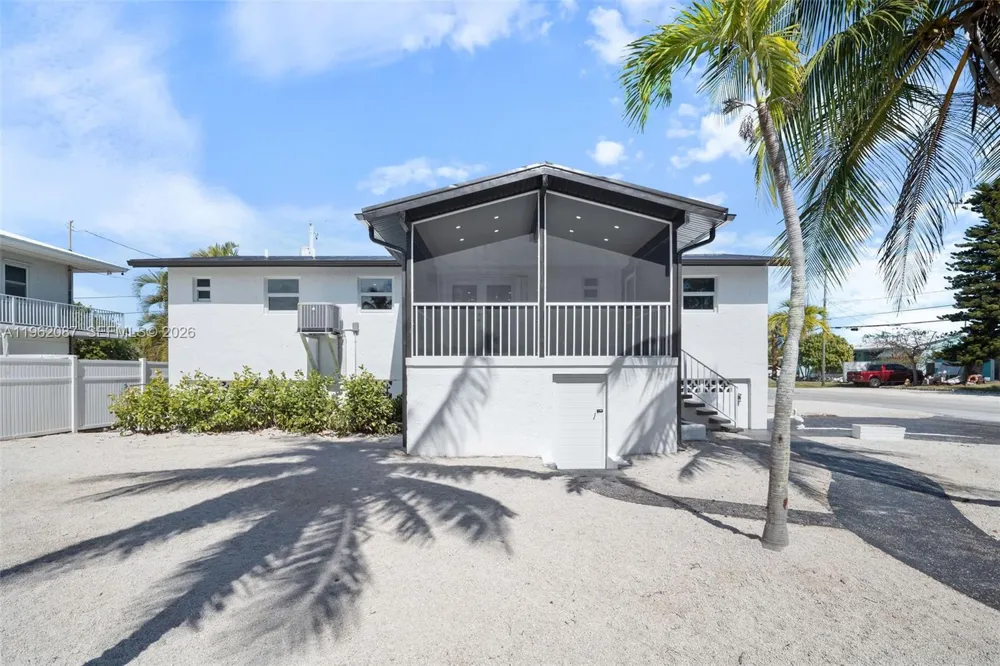 30368 Killdeer Ln Big Pine, FL 33043