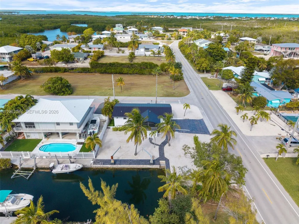 30368 Killdeer Ln Big Pine, FL 33043