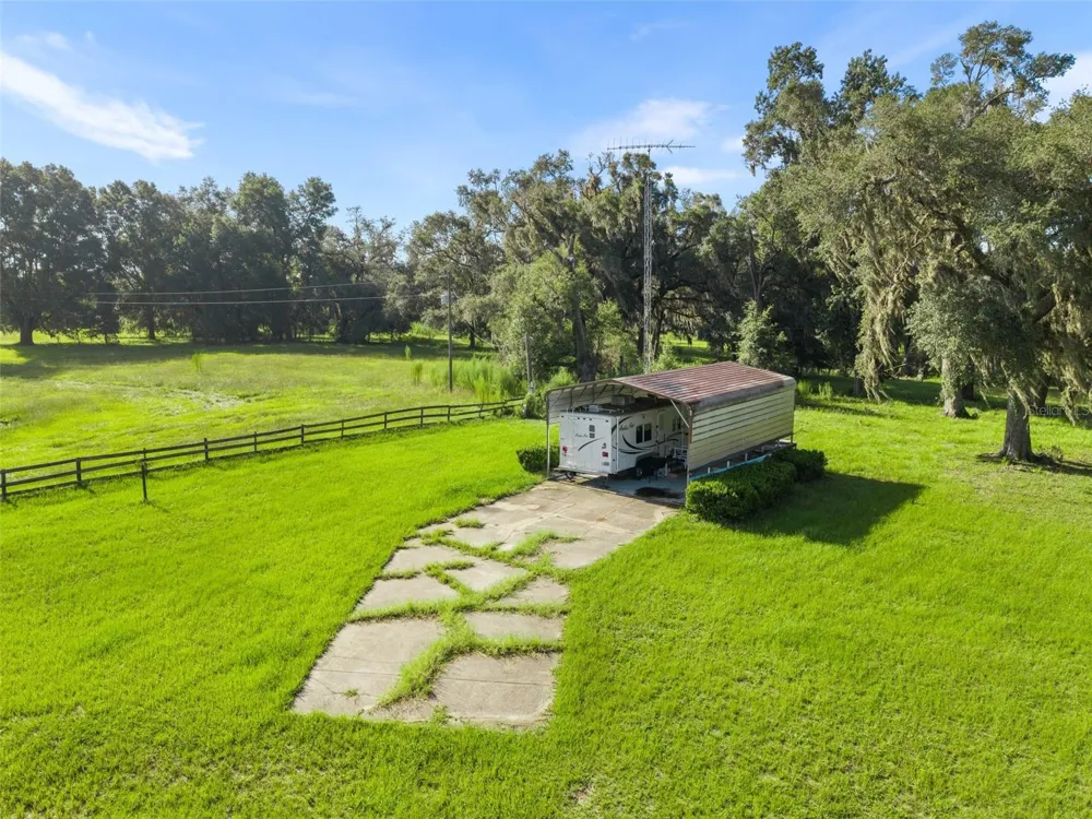 390 SE 30TH AVENUE Trenton, FL 32693