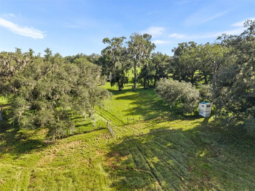 390 SE 30TH AVENUE Trenton, FL 32693