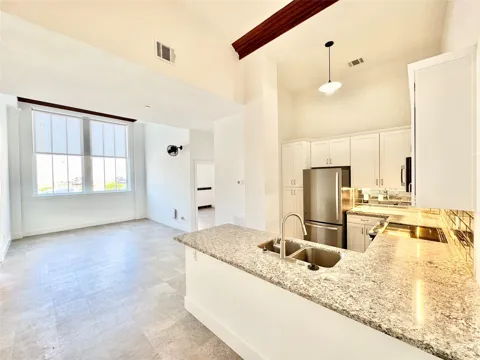 2102 Mechanic Street #104