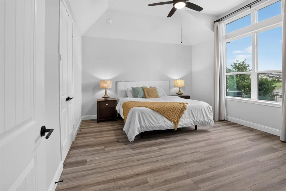 18207 W Shoreline Vista Lane Cypress, TX 77433