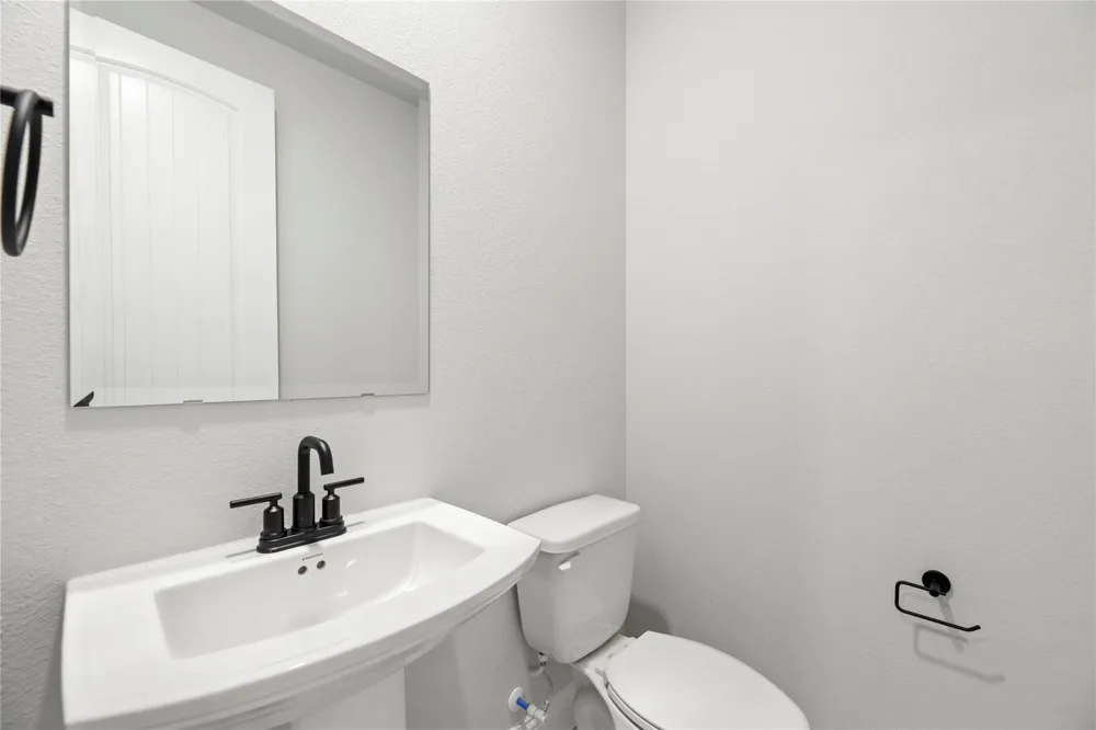 18207 W Shoreline Vista Lane Cypress, TX 77433