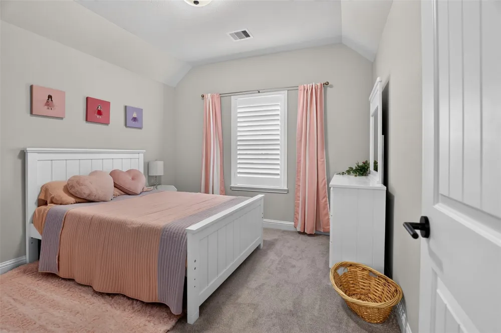 18207 W Shoreline Vista Lane Cypress, TX 77433
